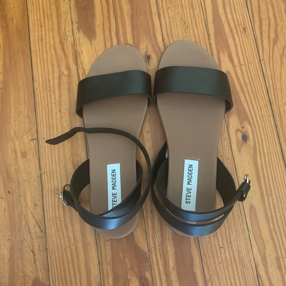 Steve Madden Sandals - Picture 1 of 3